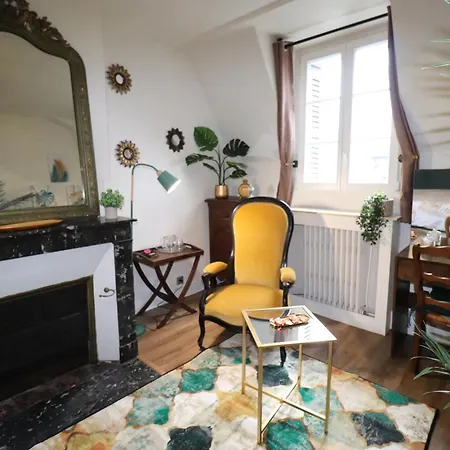 2eme Etage Prive De Notre Maison-acces Au Jardin-smart Tv-streaming-wifi